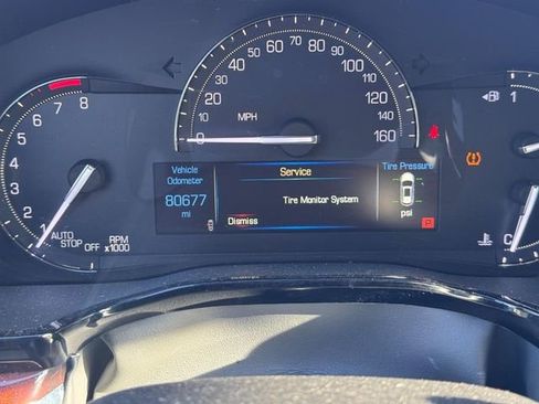 Used 2018 Cadillac XT5 Luxury w/ Driver Awareness Package image 20