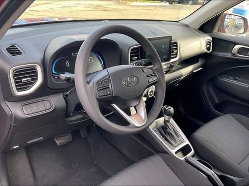 New 2026 Hyundai Venue SE image 6