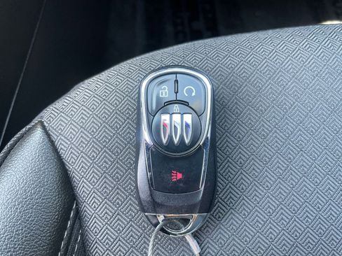 Used 2025 Buick Encore GX Preferred image 22
