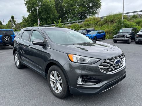 Certified 2020 Ford Edge SEL w/ Convenience Package AWD/4WD image 4