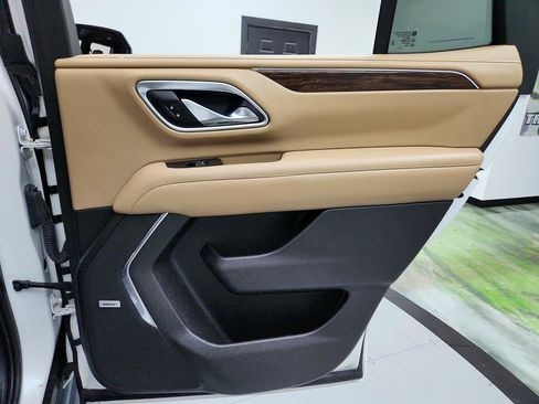 Used 2021 Chevrolet Tahoe Premier image 30