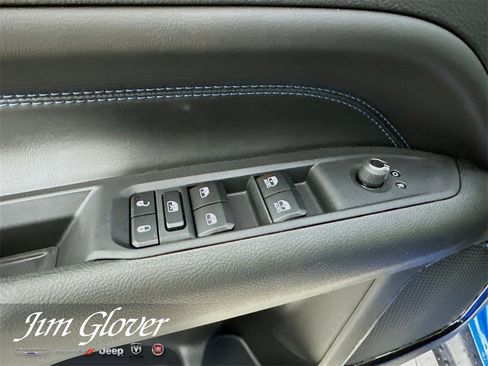 New 2026 Jeep Compass Latitude image 21