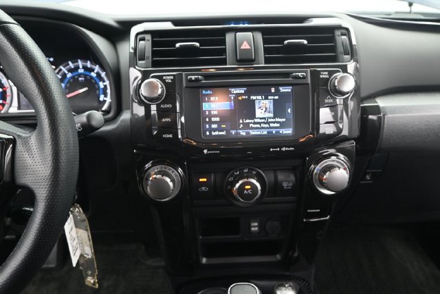 Used 2018 Toyota 4Runner TRD Off-Road AWD/4WD image 6