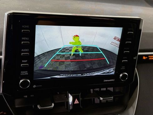 Used 2021 Toyota Corolla SE w/ Carpet Mat Package (TMS) FWD image 5