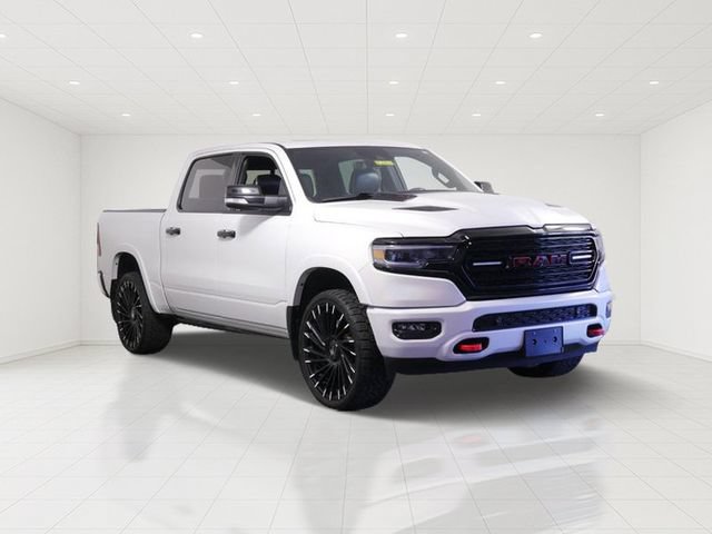 Used 2022 RAM 1500 Limited AWD/4WD image 1