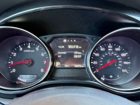 Used 2016 Kia Sedona EX FWD image 26