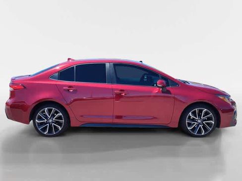 Used 2022 Toyota Corolla SE w/ Carpet Mat Package (TMS) FWD image 6