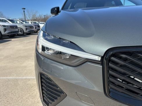 New 2026 Volvo XC60 B5 Plus w/ Protection Package Premier image 10