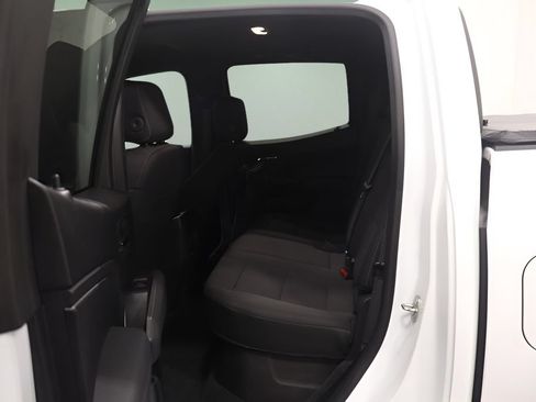 Used 2023 Chevrolet Colorado LT w/ LT Convenience Package II AWD/4WD image 14