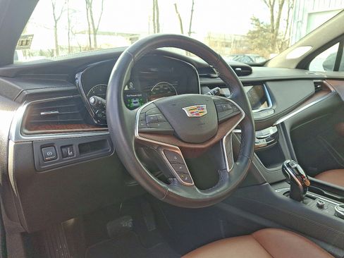 Certified 2023 Cadillac XT5 Premium Luxury image 17