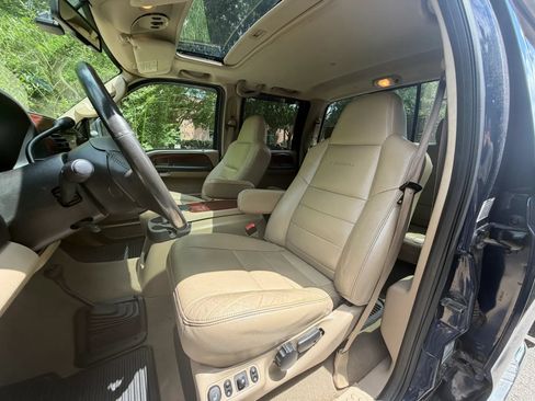Used 2006 Ford F350 Lariat AWD/4WD image 19