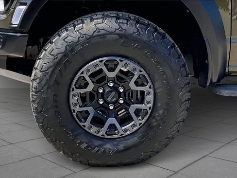 Certified 2025 Ford F150 Raptor w/ Equipment Group 803A Raptor R AWD/4WD image 20