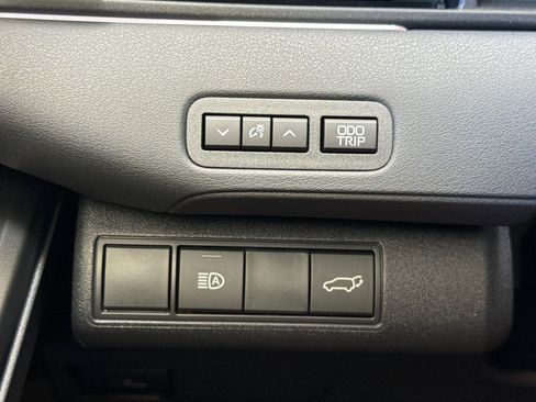 New 2026 Toyota C-HR AWD/4WD image 28