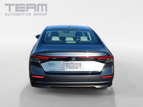 Used 2023 Honda Accord EX image 6