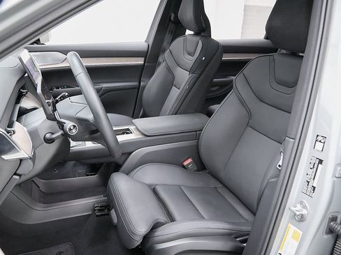 Certified 2025 Volvo EX90 Ultra image 21