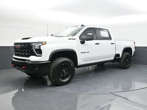 New 2026 Chevrolet Silverado 2500 ZR2 w/ LPO, Dark Essentials Package image 6