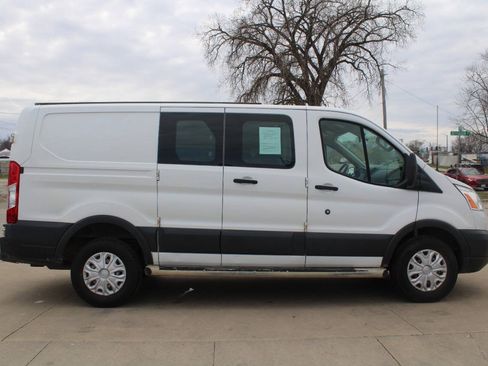 Used 2015 Ford Transit 250 130 Low Roof w/ Exterior Upgrade Package RWD image 3