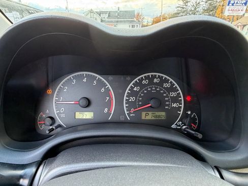 Used 2012 Toyota Corolla LE image 9