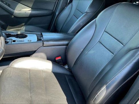 Used 2024 Nissan Rogue SL w/ SL Premium Package image 21