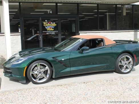 Used 2014 Chevrolet Corvette Stingray Convertible w/ 3LT Preferred Equipment Group RWD image 3
