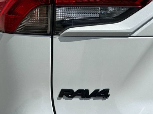 Used 2023 Toyota RAV4 XLE Premium FWD image 25