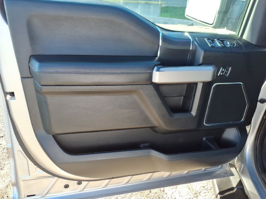 Used 2020 Ford F150 Lariat w/ Equipment Group 502A Luxury AWD/4WD image 13