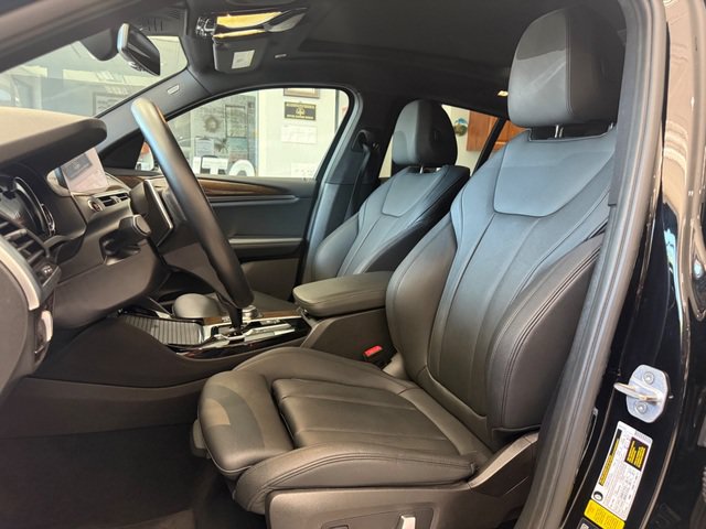Used 2019 BMW X4 xDrive30i w/ Convenience Package AWD/4WD image 9