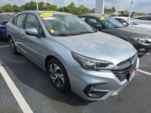 Used 2024 Subaru Legacy Premium image 1