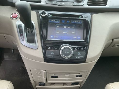 Used 2015 Honda Odyssey EX-L image 21