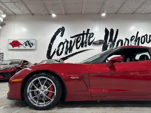 Used 2010 Chevrolet Corvette Z06 w/ Preferred Equipment Group RWD image 6