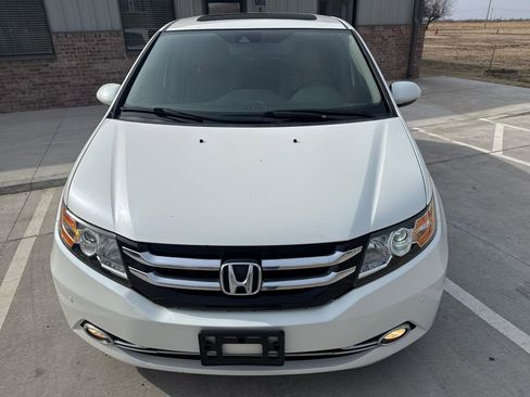 Used 2014 Honda Odyssey Touring image 4