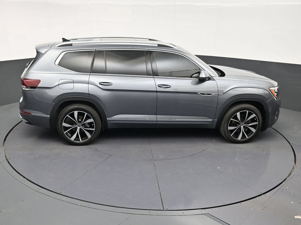 Used 2025 Volkswagen Atlas SEL Premium R-Line AWD/4WD image 17
