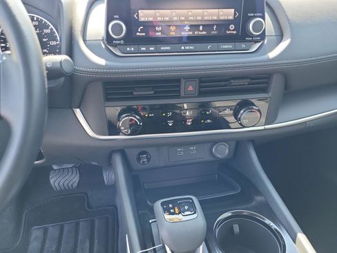 New 2026 Nissan Rogue S image 14
