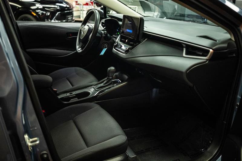 Used 2024 Toyota Corolla LE FWD image 13