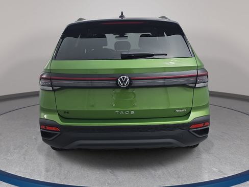 New 2026 Volkswagen Taos SE AWD/4WD image 6