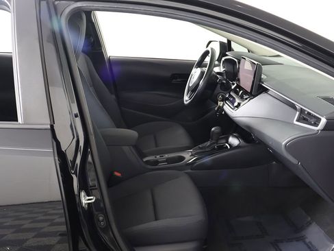 Used 2023 Toyota Corolla LE image 22