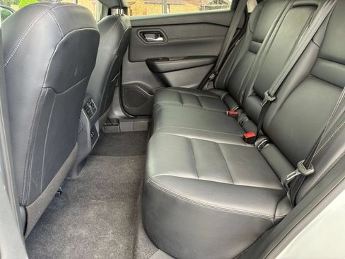 Used 2026 Nissan Rogue SL FWD image 22