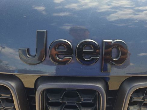 Used 2021 Jeep Grand Cherokee Limited X AWD/4WD image 9