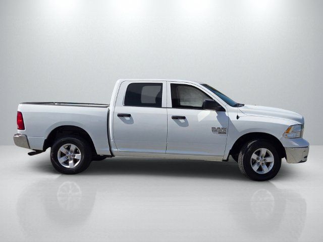 Used 2023 RAM 1500 Classic SLT w/ Electronics Group AWD/4WD image 3