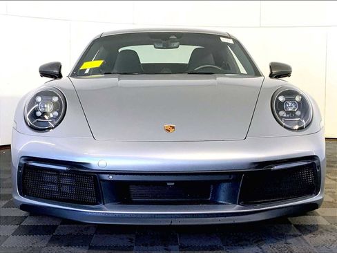 Certified 2024 Porsche 911 Carrera T RWD image 10