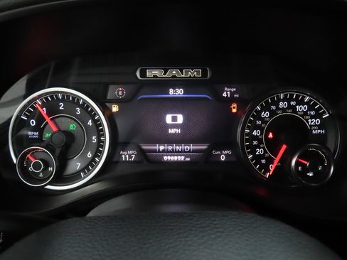 Used 2019 RAM 1500 Laramie w/ Sport Appearance Package AWD/4WD image 12