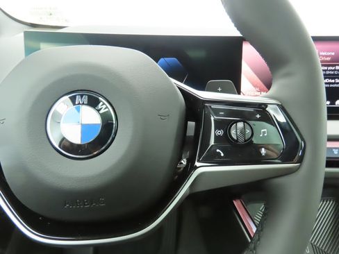 Used 2026 BMW X3 xDrive30i w/ Convenience Package AWD/4WD image 13