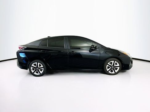 Used 2018 Toyota Prius Three Touring image 10