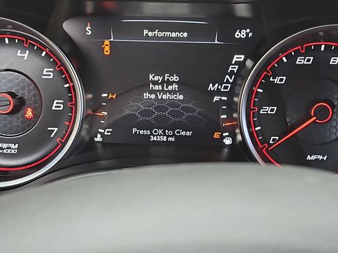 Used 2021 Chevrolet Traverse LT AWD/4WD image 18