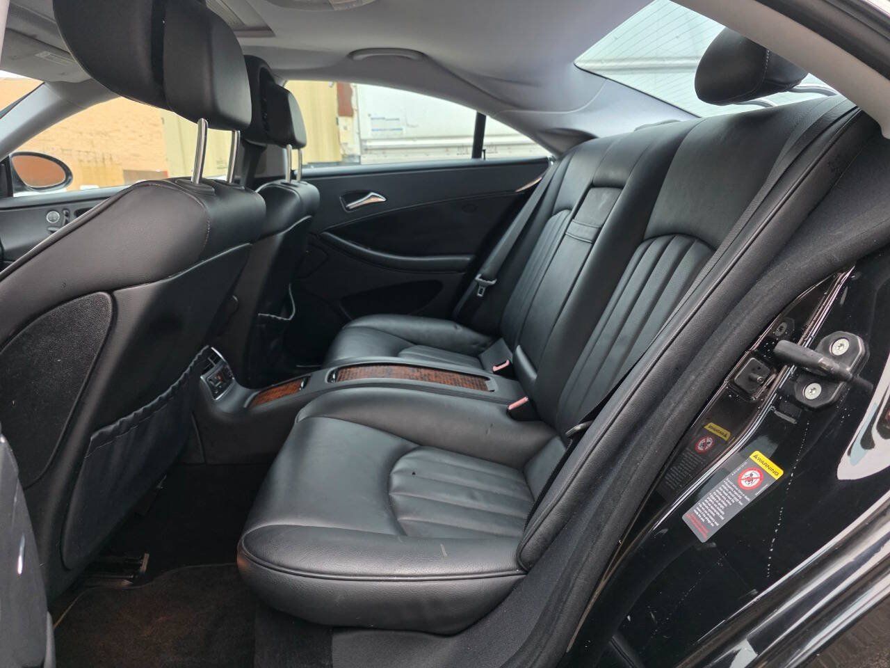 Used 2006 Mercedes-Benz CLS 500 w/ AMG Sport Pkg image 26