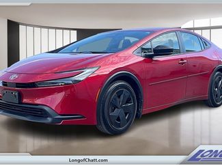 Used 2026 Toyota Prius LE video 1