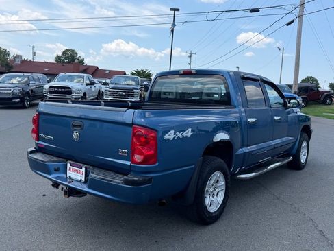 Used 2006 Dodge Dakota SLT w/ Sport Appearance Group AWD/4WD image 3