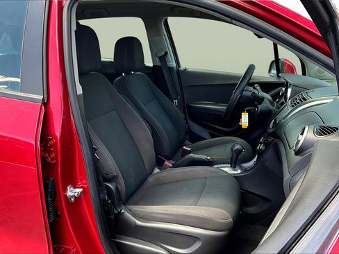 Used 2015 Chevrolet Trax LS w/ LPO, Cargo Package image 7