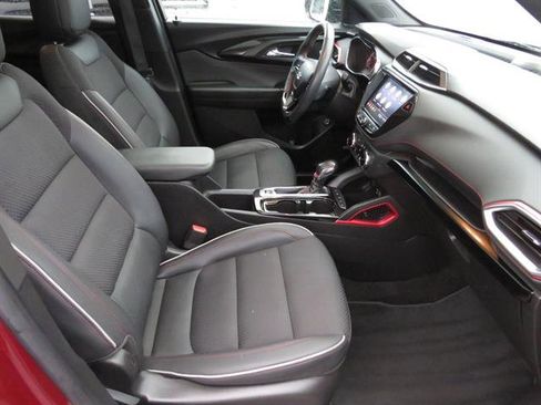 Certified 2023 Chevrolet TrailBlazer RS w/ Sun and Liftgate Package image 12