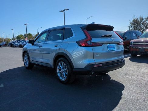 Used 2023 Honda CR-V EX image 7